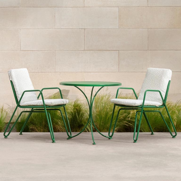 Woodard Wrought Iron Turner Dining Bistro Set Questions & Answers
